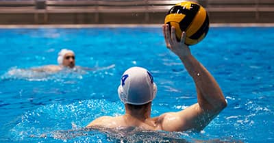 La scuola e la squadra di pallanuoto